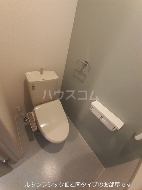 ルーツショアⅣのトイレ
