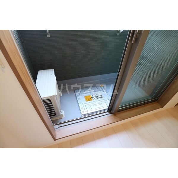 13/19 バルコニー