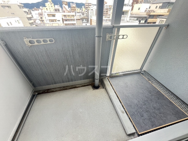 17/28 バルコニー