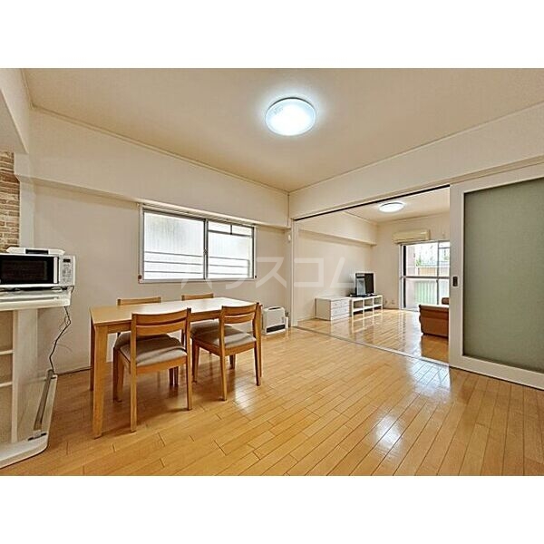 リビング/ダイニング