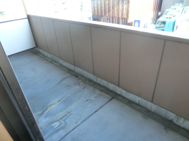 17/28 バルコニー