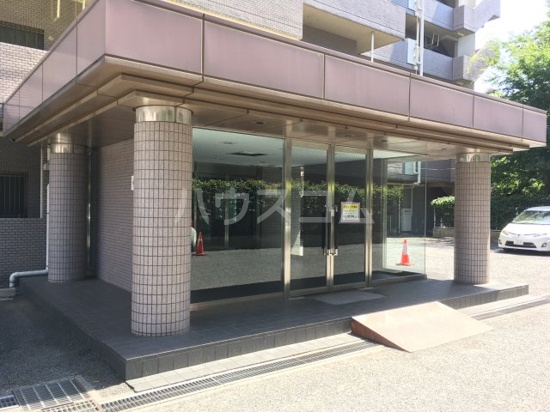 19/24 エントランス