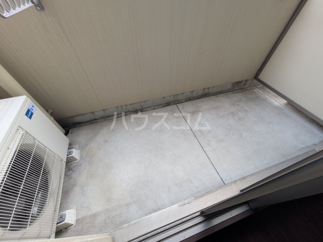 15/28 バルコニー