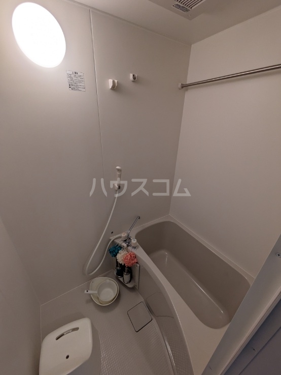 16/27 浴室