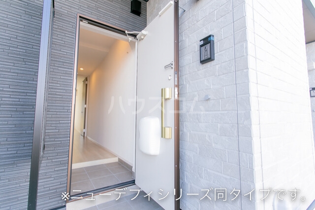 15/26 エントランス