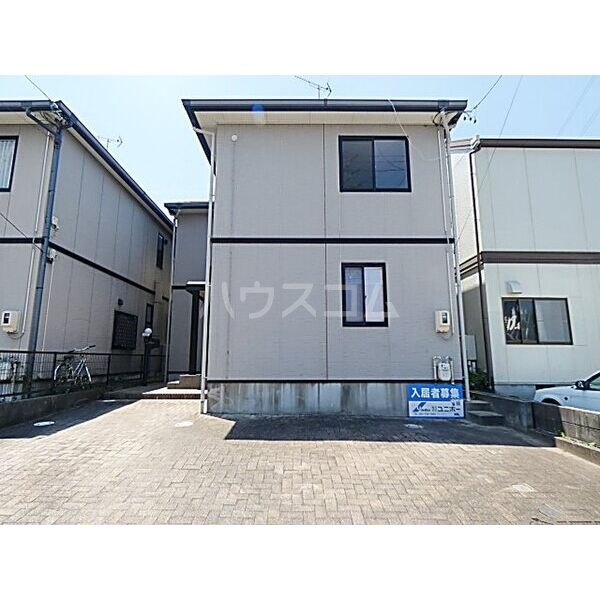 14/18 駐車場
