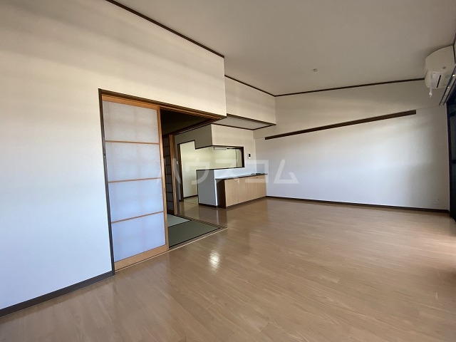 5/30 リビング/ダイニング