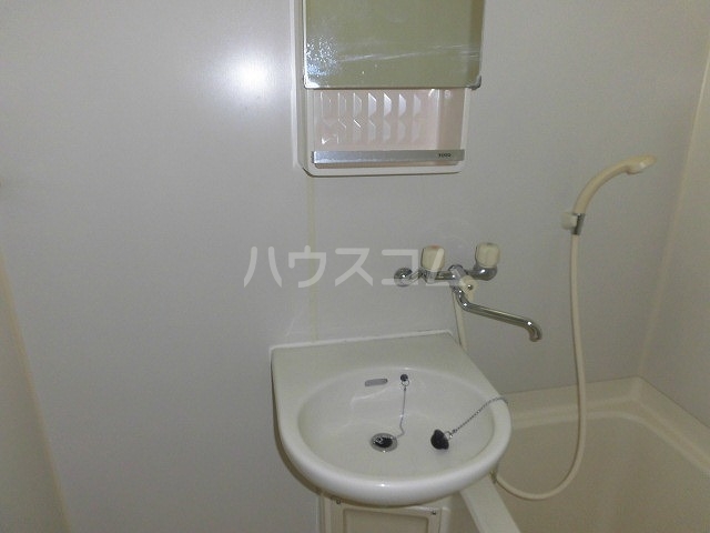 13/30 洗面