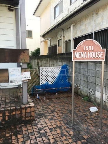 16/17 エントランス