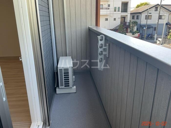 14/27 バルコニー