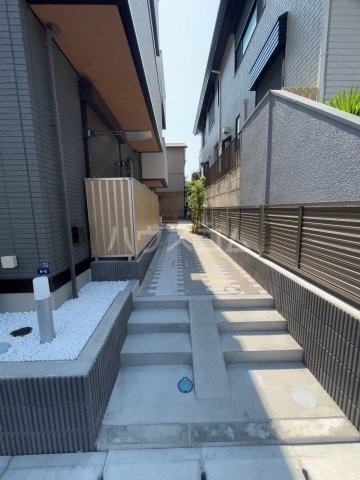 21/24 エントランス