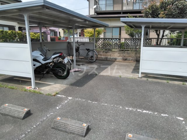 17/27 駐車場