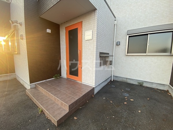 18/29 エントランス