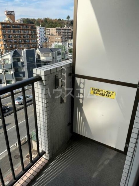 13/22 バルコニー