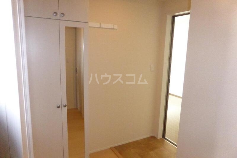13/30 玄関