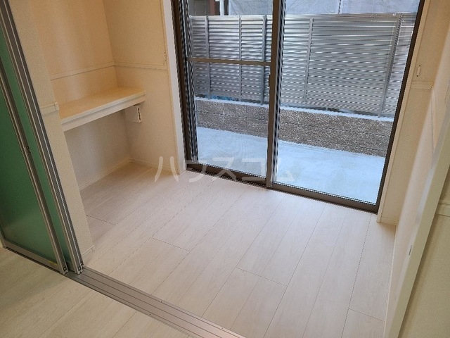 18/30 バルコニー