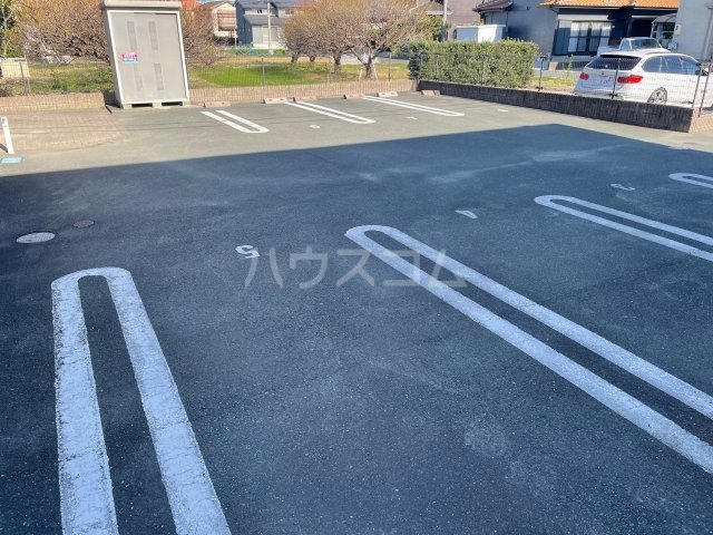 15/25 駐車場