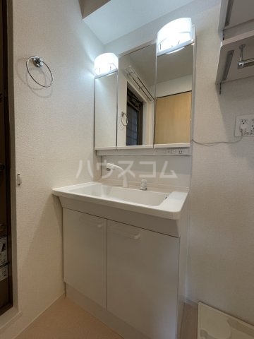 13/27 洗面