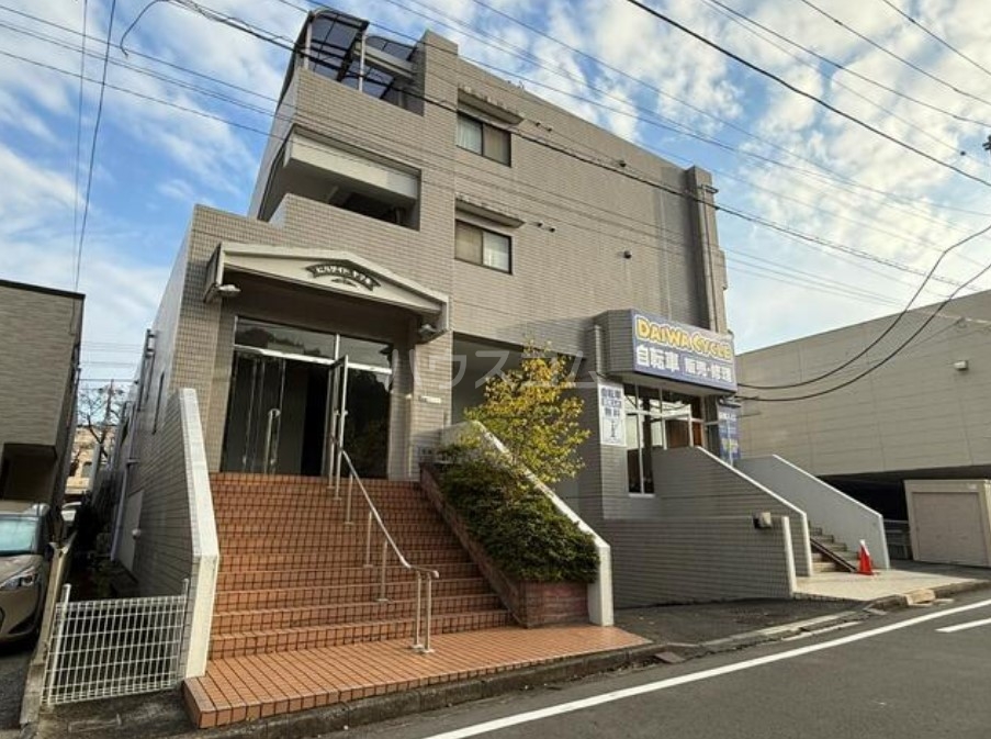 3/3 エントランス