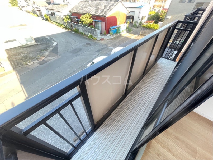 13/22 バルコニー