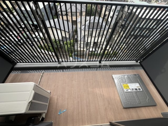 23/30 バルコニー