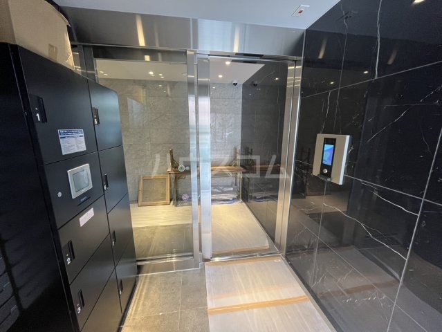 29/30 エントランス