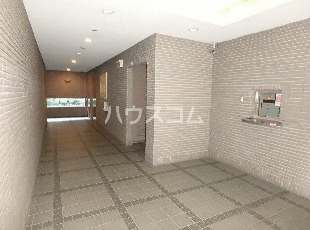 3/4 エントランス