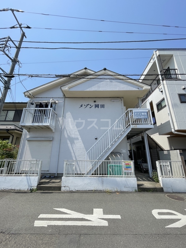 20/22 エントランス