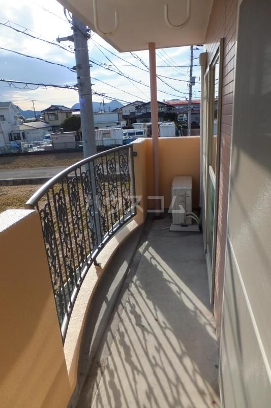 13/23 バルコニー