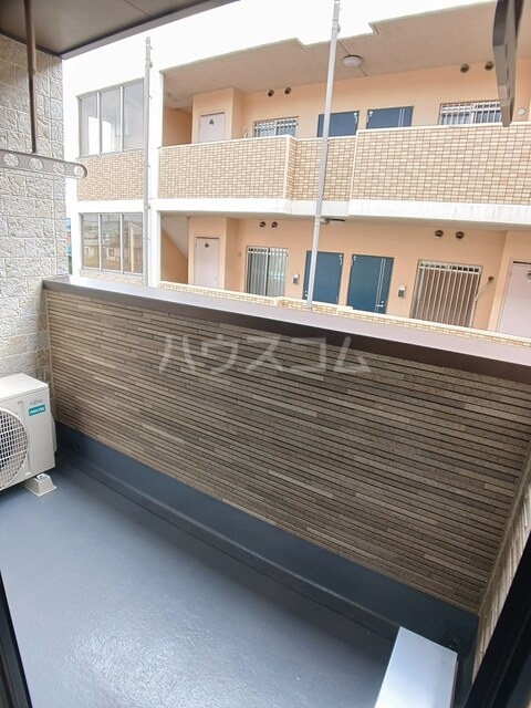 25/30 バルコニー