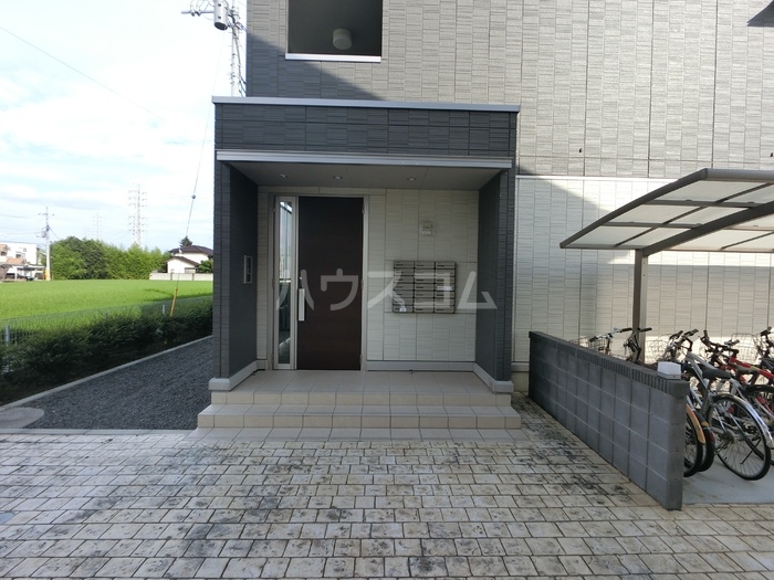 19/24 エントランス