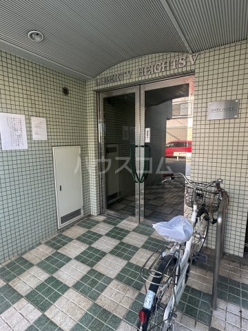 29/30 エントランス