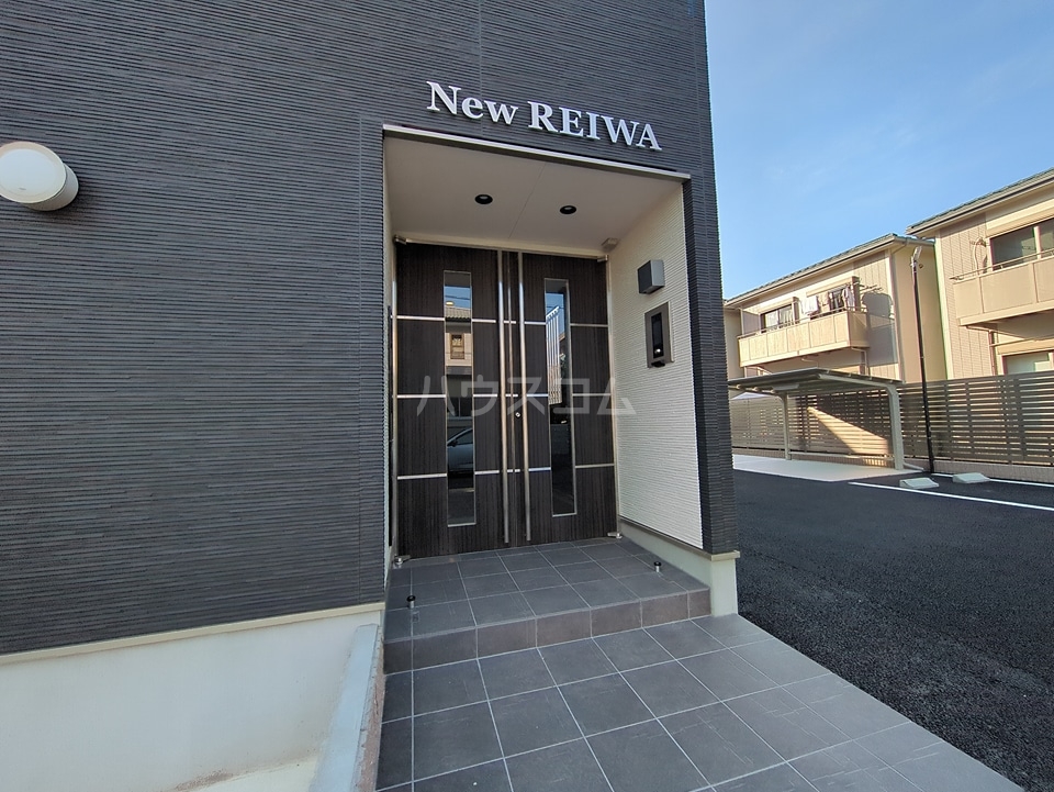 25/30 エントランス