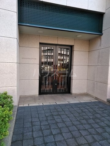 29/30 エントランス