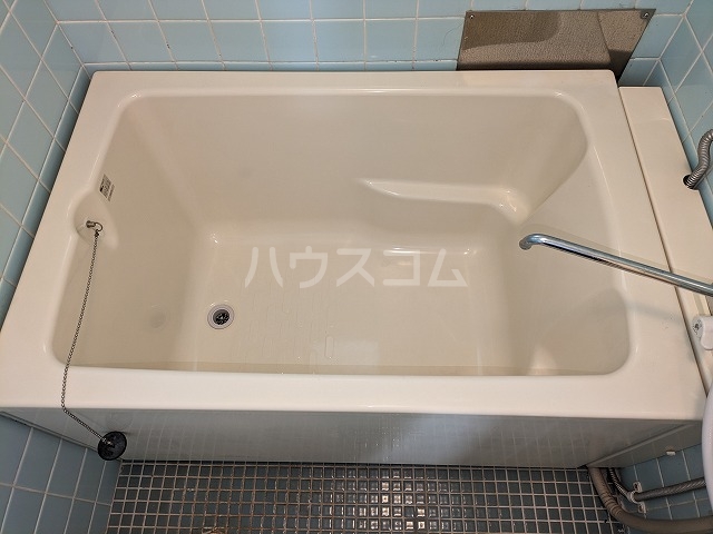 16/30 浴室