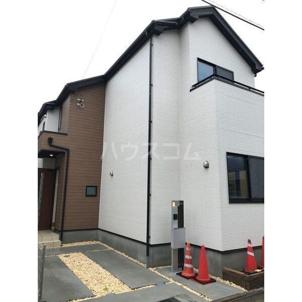 14/25 エントランス