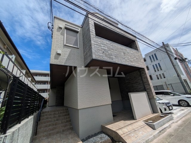 2/30 外観