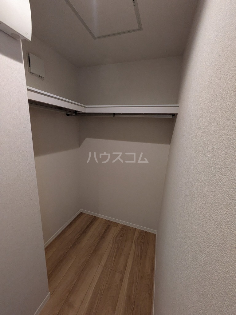 13/30 収納