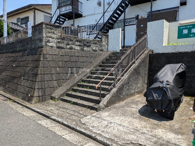 20/26 エントランス