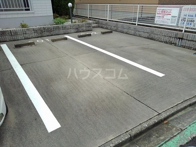 14/20 駐車場