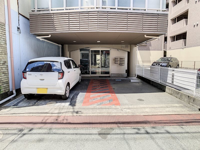 2/6 エントランス