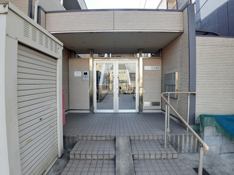 17/24 エントランス