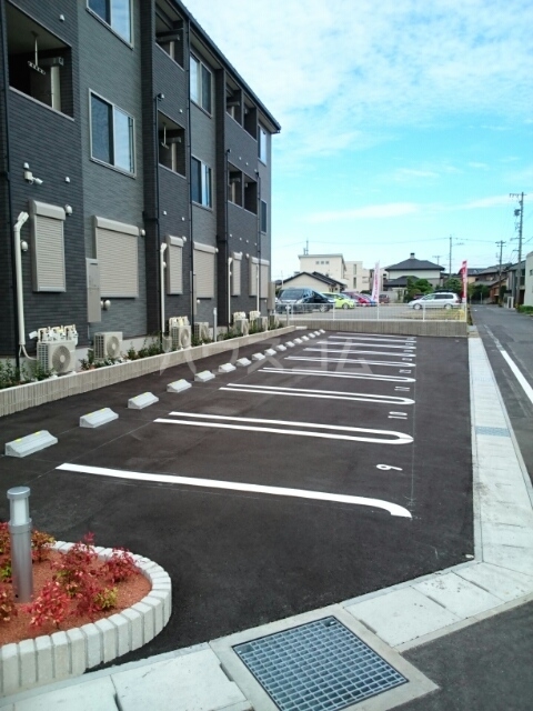 22/25 駐車場