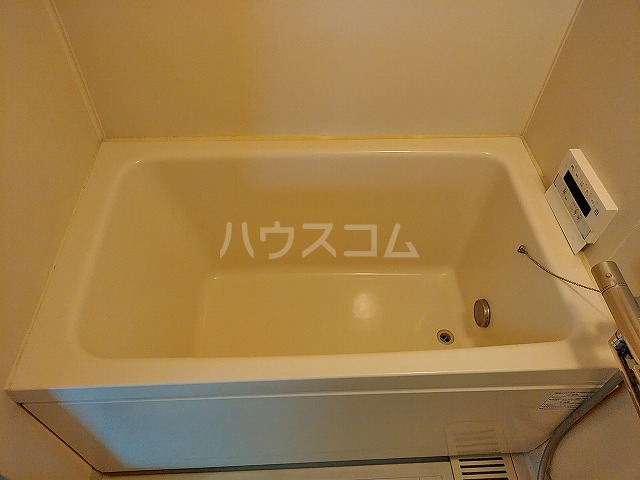 16/30 浴室