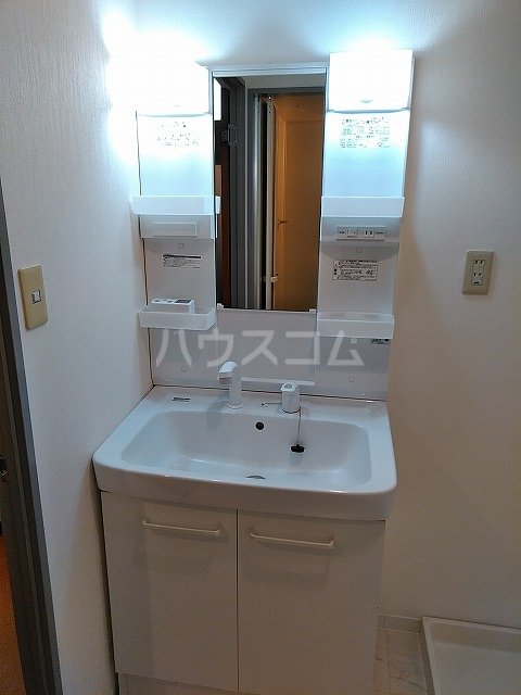 19/30 洗面