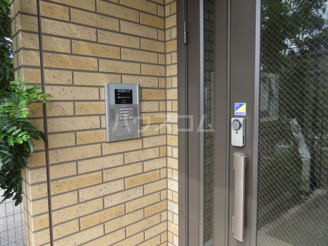 15/20 エントランス