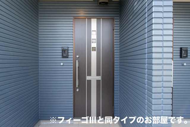 13/20 エントランス