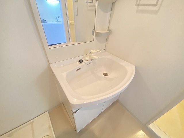 13/30 洗面