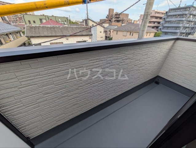 26/30 バルコニー
