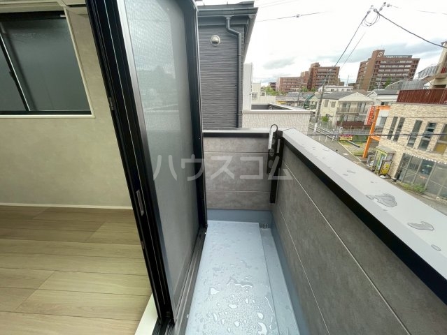 23/30 バルコニー